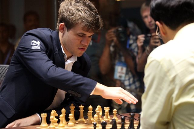 <br />
Partida Nro 10 del mundial de ajedrez 2013 Carlsen-Anand, CAMPEON Magnus Carlsen;